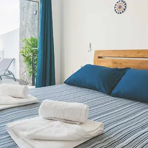  Holiday home Monterey House Spain